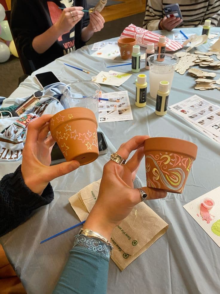 Painting Workshop in Pots: Create, Decorate, and Transplant Your Own Green Companion