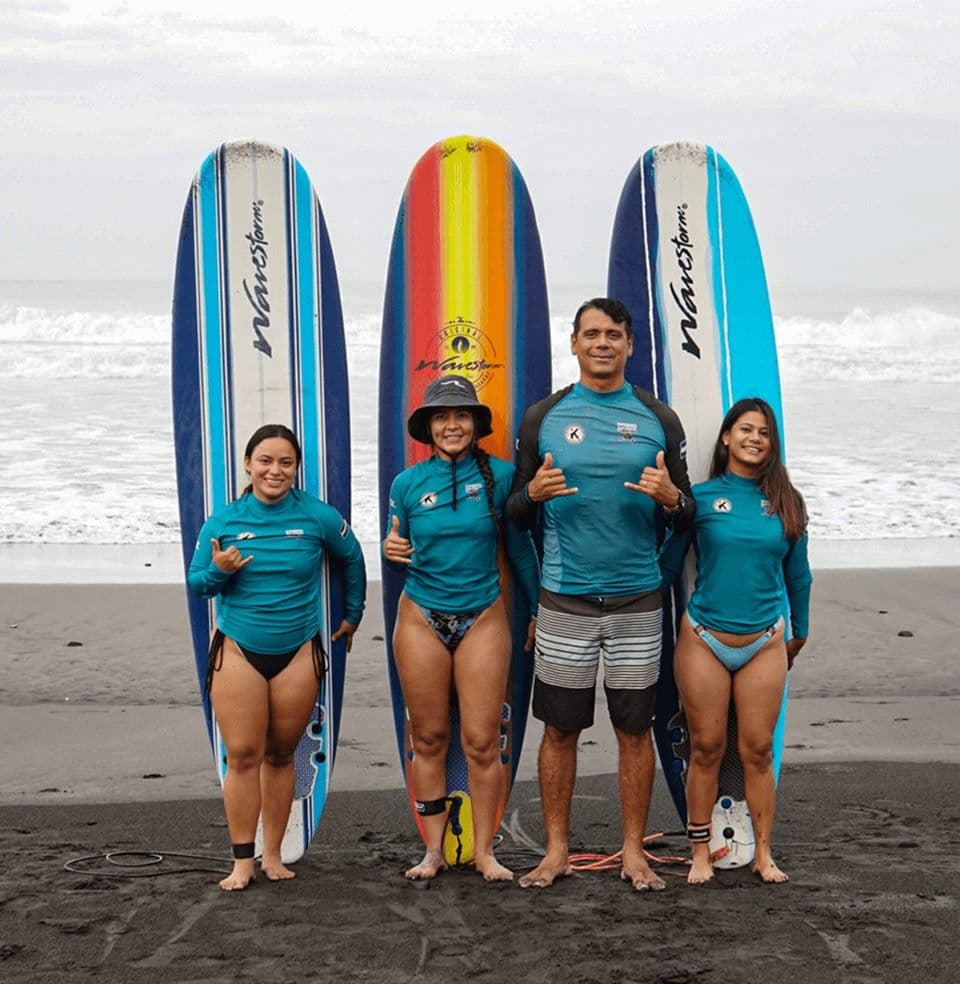 Bamboards Surf Experience at Playa el Tunco